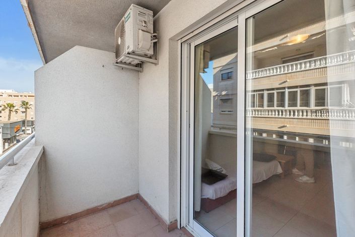 Image No.5-Appartement de 2 chambres à vendre à Torrevieja