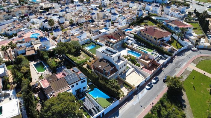 Image No.10-Villa de 4 chambres à vendre à Torrevieja