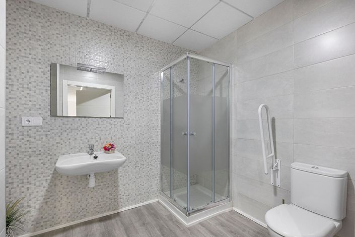 Image No.20-3 Bed Property for sale