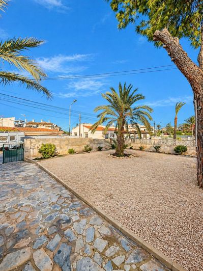 Image No.7-Villa de 2 chambres à vendre à Torrevieja