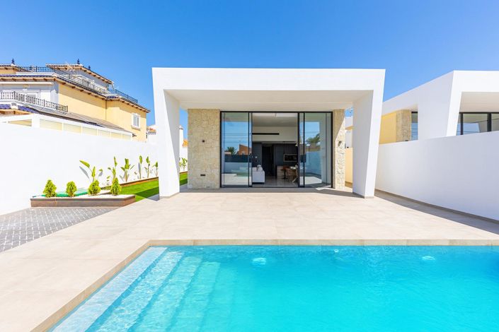 Image No.5-3 Bed Villa for sale