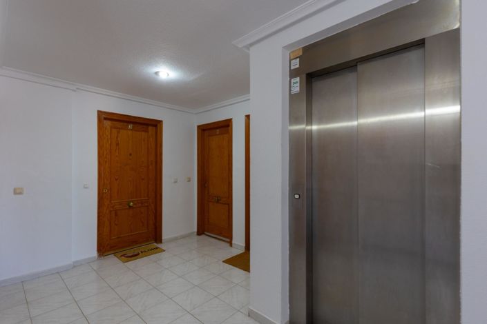 Image No.18-Apartment for sale