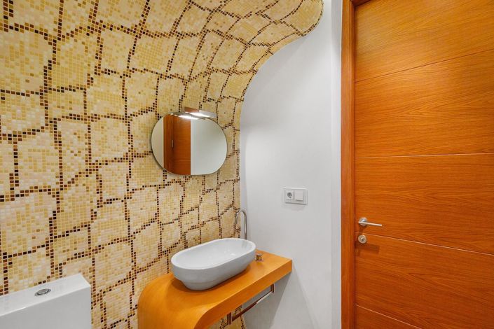 Image No.32-5 Bed Apartment for sale