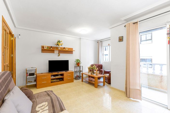 Image No.4-Appartement de 2 chambres à vendre à Torrevieja