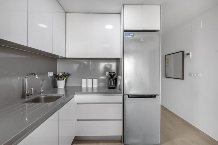 Image No.19-3 Bed Apartment for sale