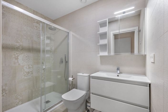 Image No.23-3 Bed Apartment for sale