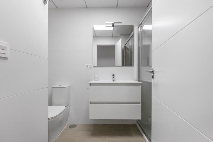 Image No.27-3 Bed Apartment for sale