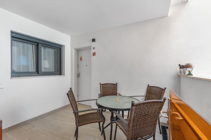 Image No.32-3 Bed Apartment for sale