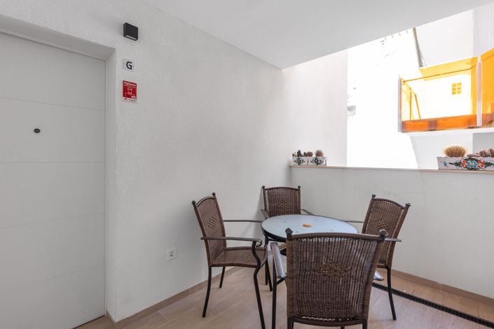 Image No.33-3 Bed Apartment for sale
