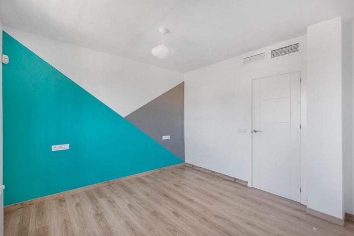 Image No.20-4 Bed Villa for sale