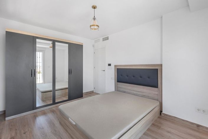 Image No.23-4 Bed Villa for sale