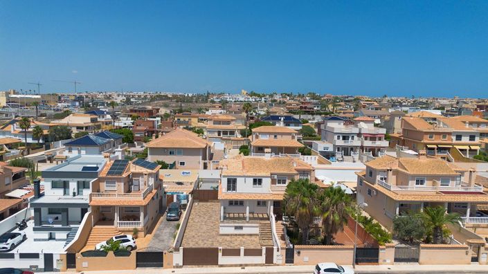 Image No.36-4 Bed Villa for sale