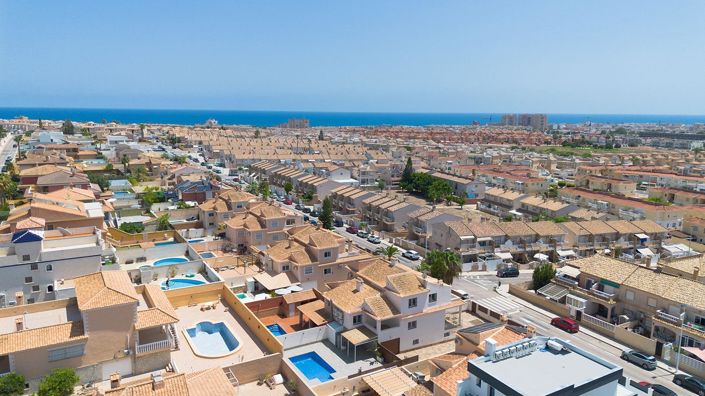 Image No.37-4 Bed Villa for sale