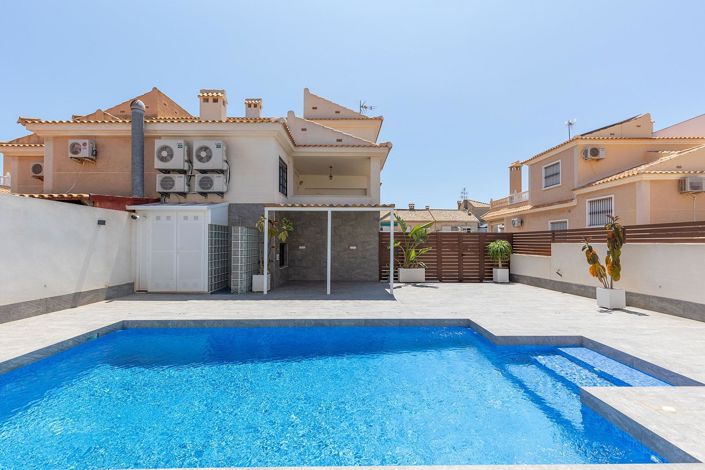 Image No.45-4 Bed Villa for sale