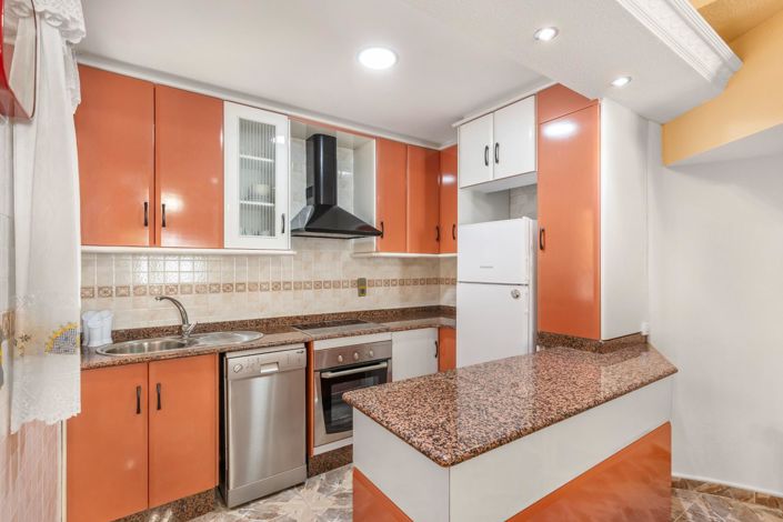 Image No.11-4 Bed Duplex for sale