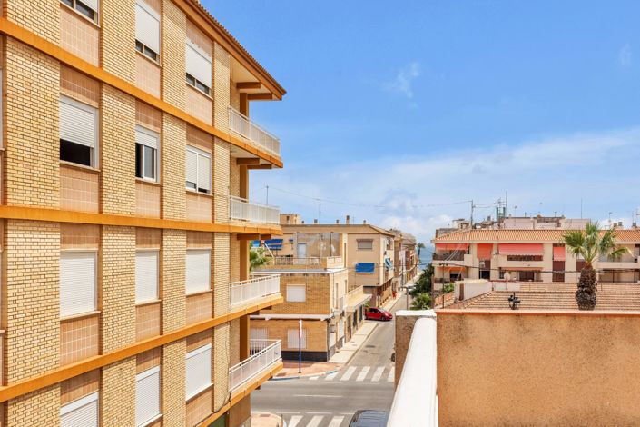 Image No.27-4 Bed Duplex for sale