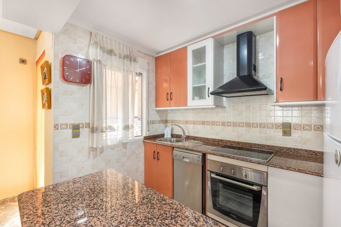 Image No.9-4 Bed Duplex for sale