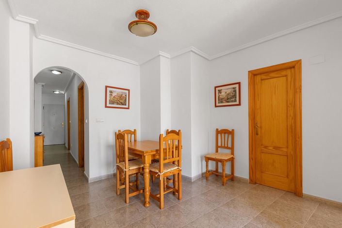 Image No.8-Appartement de 2 chambres à vendre à Torrevieja