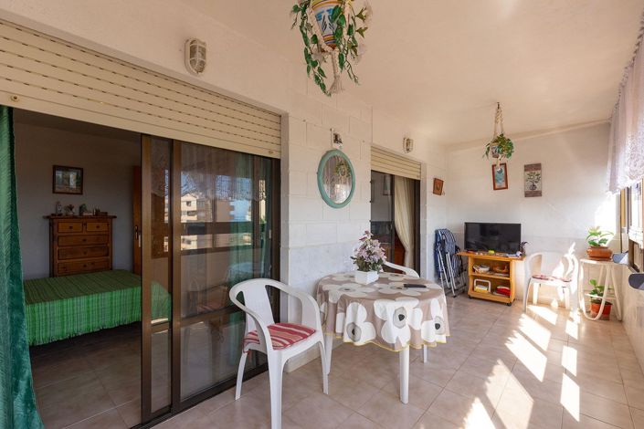 Image No.20-2 Bed Apartment for sale