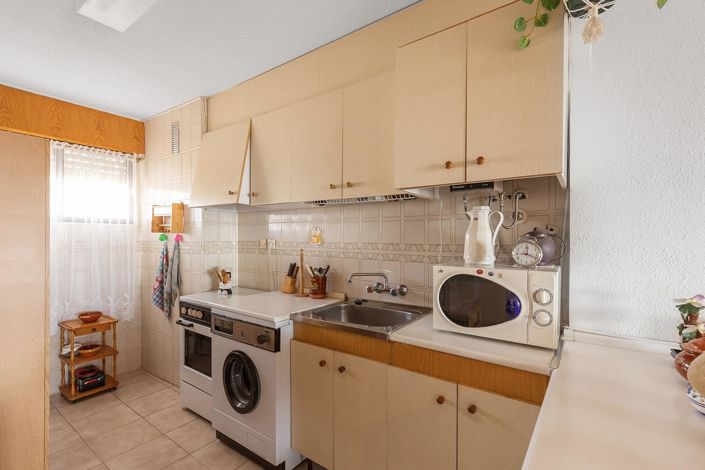 Image No.10-2 Bed Apartment for sale