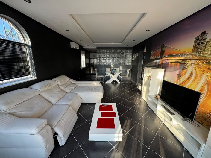 Image No.24-2 Bed Villa for sale