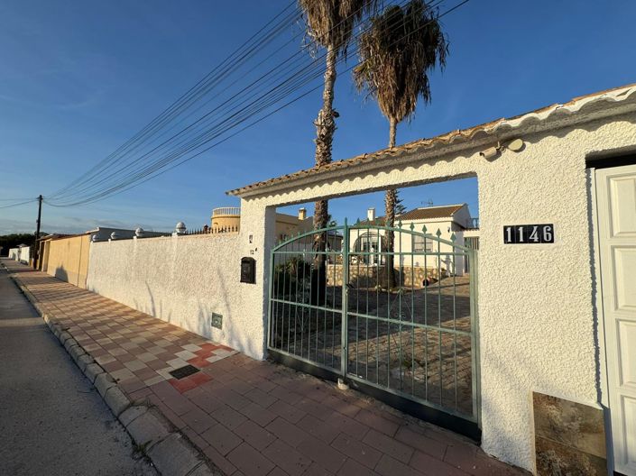 Image No.5-Villa de 2 chambres à vendre à Torrevieja