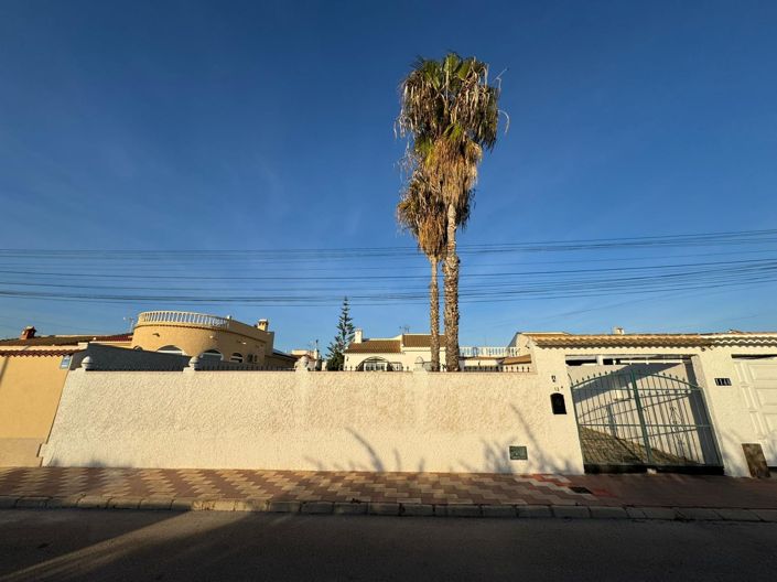 Image No.6-Villa de 2 chambres à vendre à Torrevieja