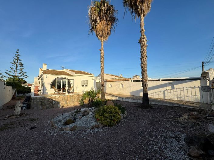 Image No.7-Villa de 2 chambres à vendre à Torrevieja