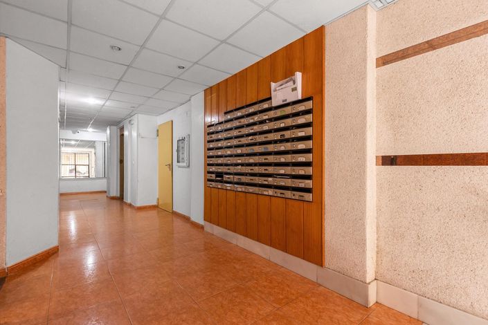 Image No.20-3 Bed Apartment for sale