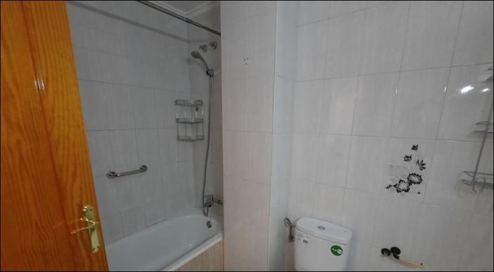 Image No.15-3 Bed Apartment for sale