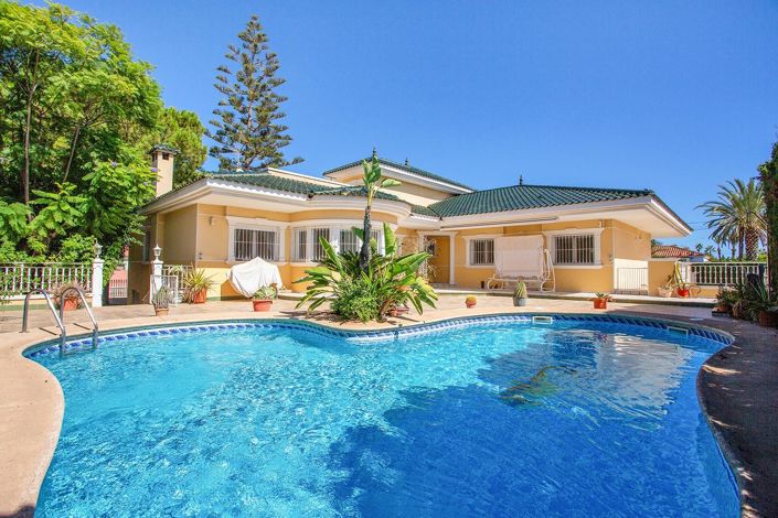 Image No.3-5 Bed Villa for sale