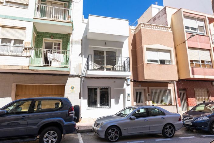 Image No.3-Villa de 3 chambres à vendre à Torrevieja