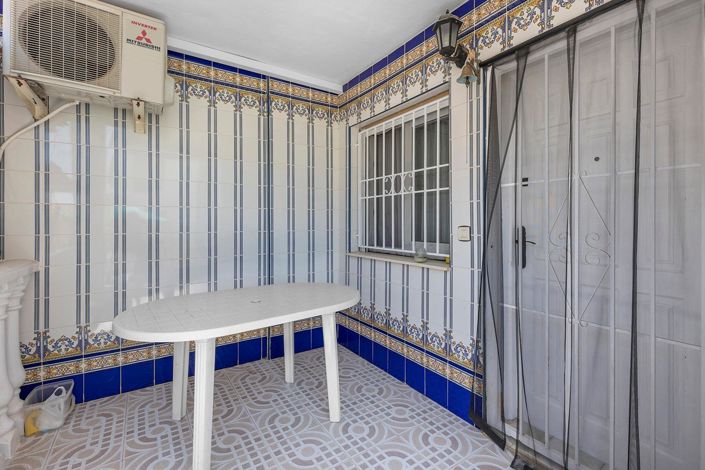 Image No.36-2 Bed Bungalow for sale