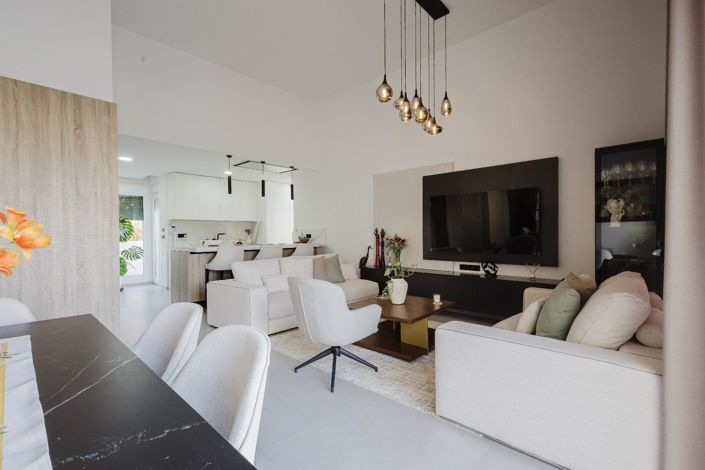 Image No.12-4 Bed Villa for sale