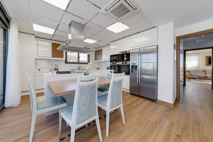 Image No.16-3 Bed Villa for sale