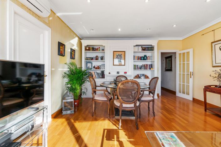 Image No.6-4 Bed Apartment for sale