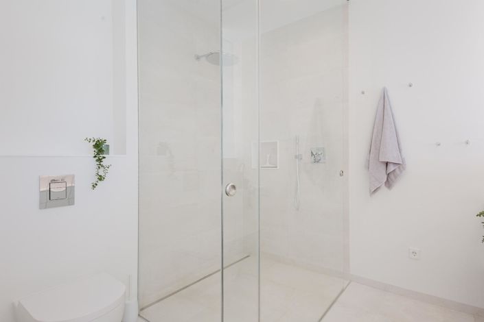 Image No.19-5 Bed Villa for sale