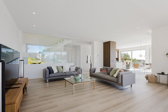 Image No.10-5 Bed Villa for sale