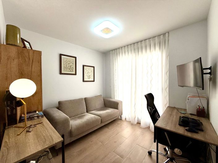 Image No.29-3 Bed Villa for sale