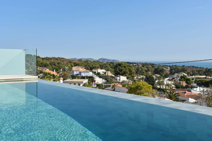 Image No.8-4 Bed Villa for sale