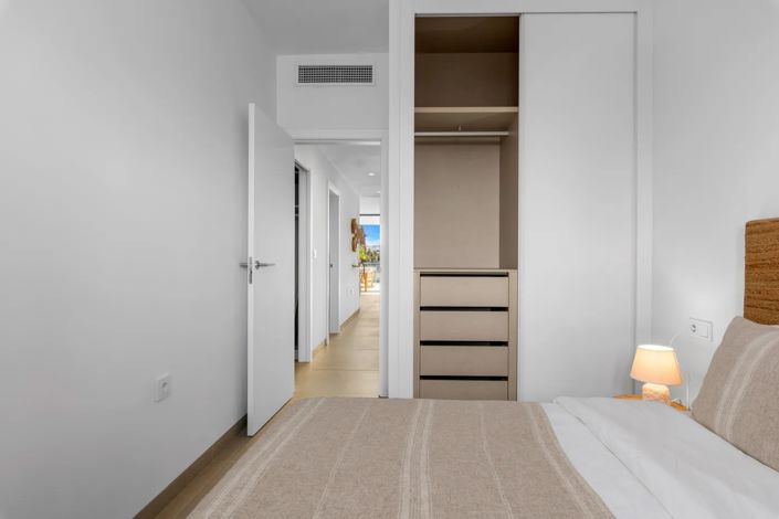 Image No.15-2 Bed Apartment for sale