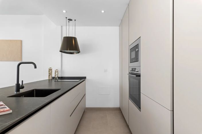 Image No.29-2 Bed Apartment for sale