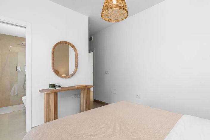 Image No.38-2 Bed Apartment for sale