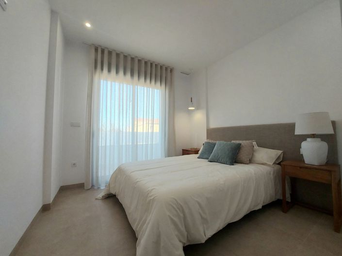 Image No.20-3 Bed Villa for sale
