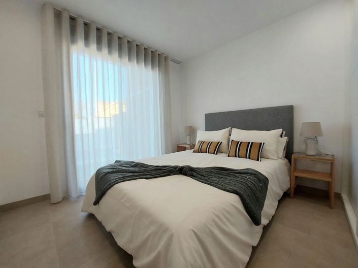 Image No.28-3 Bed Villa for sale