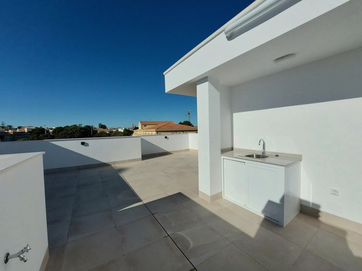 Image No.8-3 Bed Villa for sale