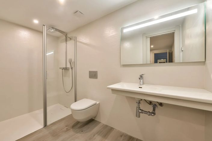 Image No.15-6 Bed Villa for sale