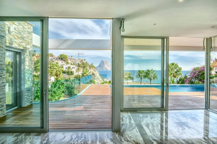 Image No.18-3 Bed Villa for sale