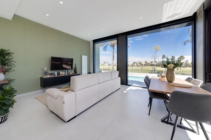 Image No.36-3 Bed Villa for sale