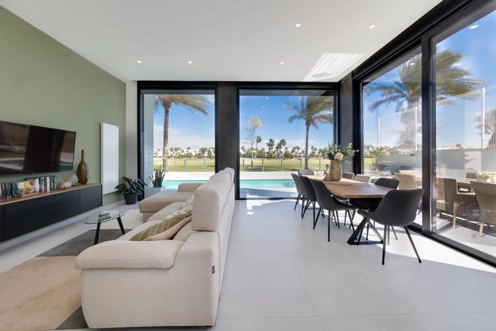 Image No.37-3 Bed Villa for sale